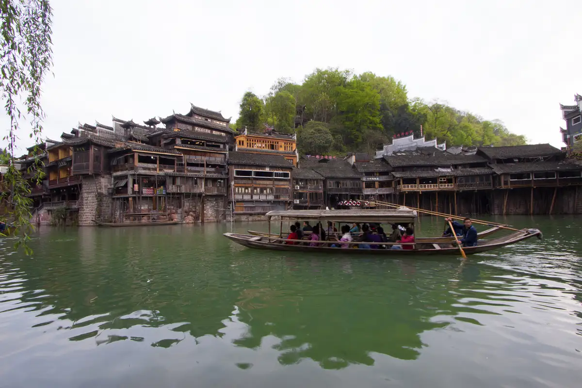 Ciudad-de-Fenghuang-China-viaje