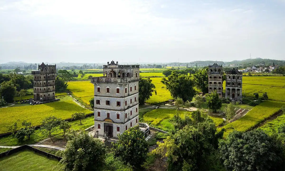 torres-diaolou-guangdong-china